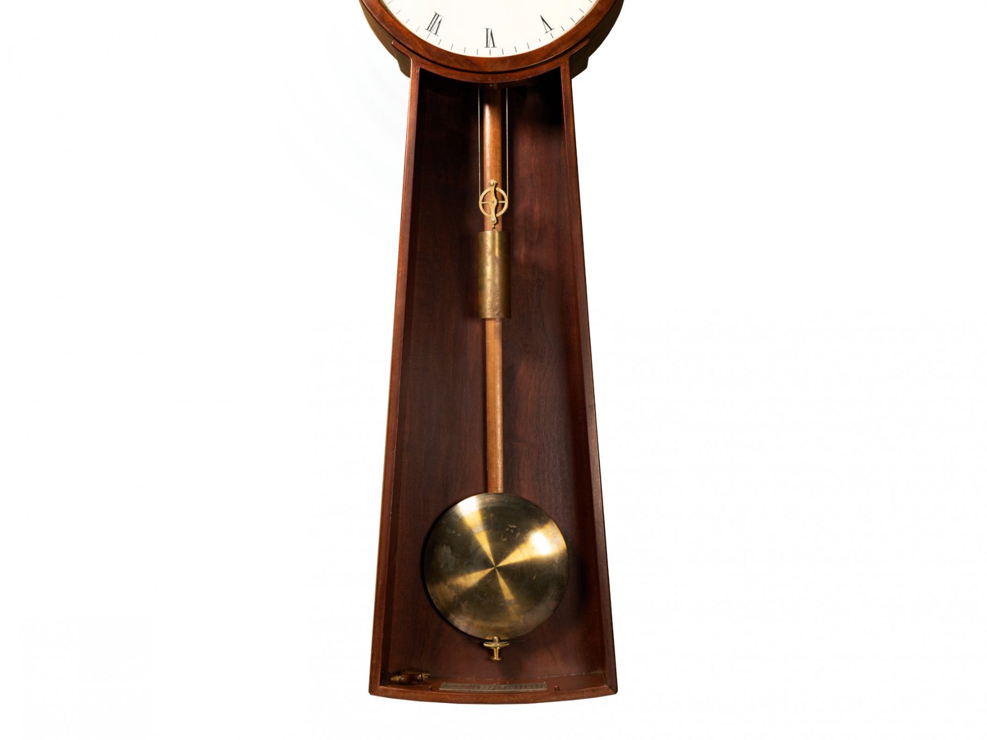 WALL CLOCK Před 1905 Austria Wien mahogany, birch, walnut, brass 135 x 45 x 16 cm - Bild 2 aus 3