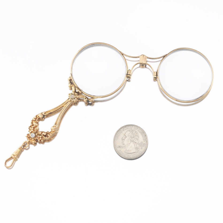 Lorgnette Pendant in Gold and Diamonds - Image 2 of 7