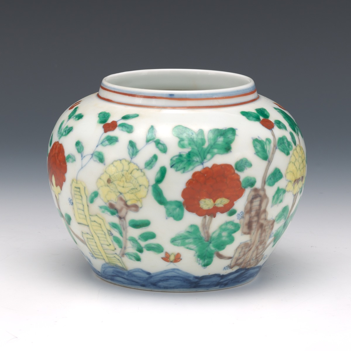 Chinese Porcelain Wucai Glaze Jar, Apocryphal Ming Chenghua Marks