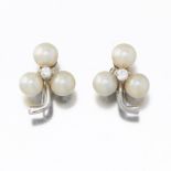 Ladies' Gold, Pearl and Diamond Pair of Ear Clips