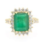 Emerald and Diamond Ring In 18k Yellow Gold