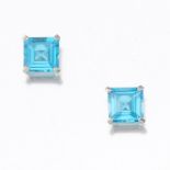 Ladies' Gold and Blue Topaz Pair of Ear Studs