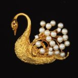 Ladies' Gold, Pearl and Diamond Swan Brooch