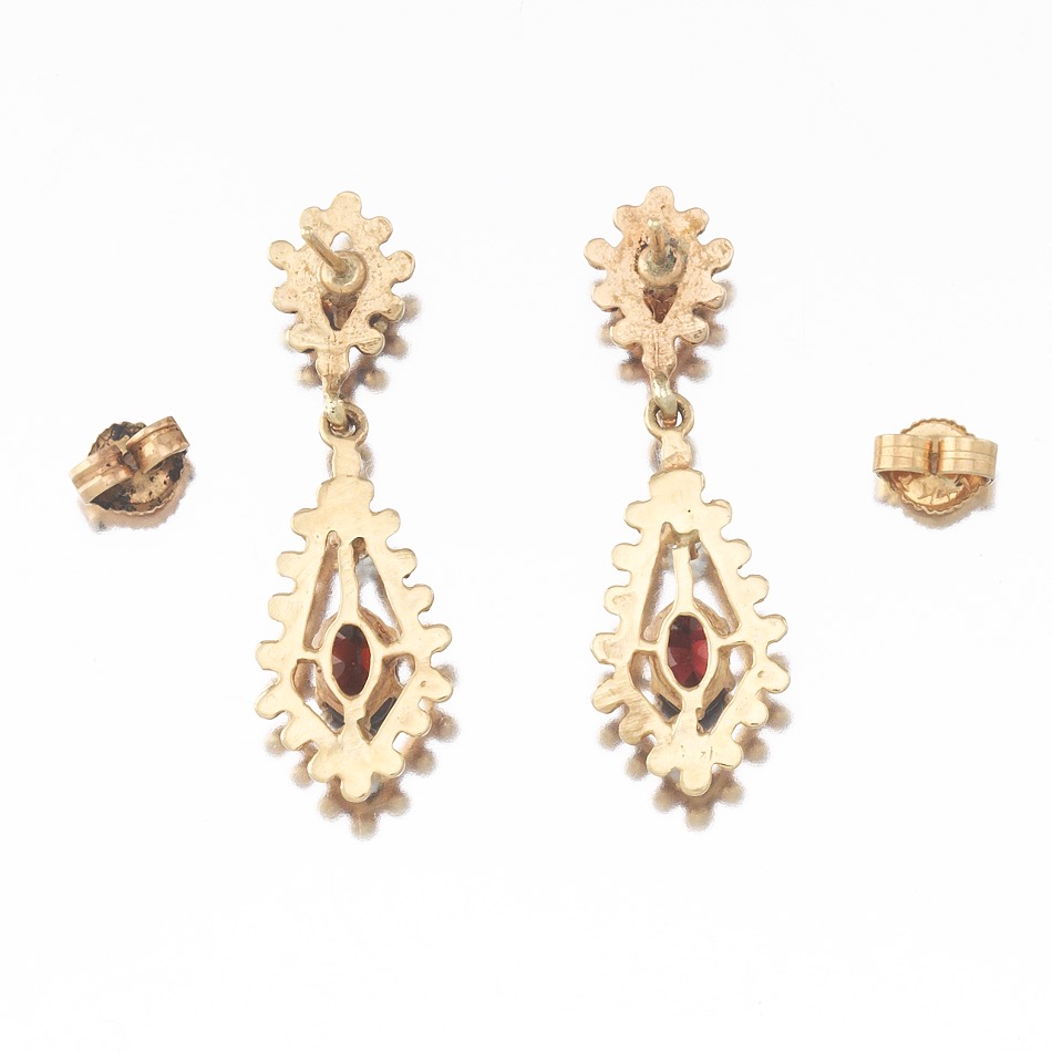 Ladies' Gold, Garnet and Diamond Pair of Earrings - Image 5 of 5