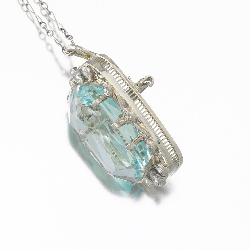 Ladies' Edwardian Platinum, Gold, 26 ct Aquamarine and Diamond Pin/Brooch/Pendant on Chain - Image 6 of 7