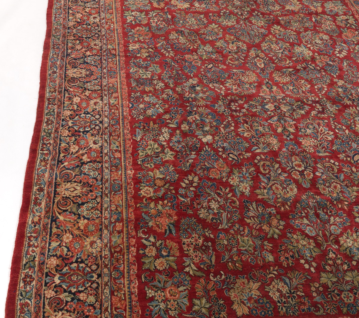 Antique Very Fine Hand Knotted Sarouk Carpet, ca. 1930's - Image 4 of 7