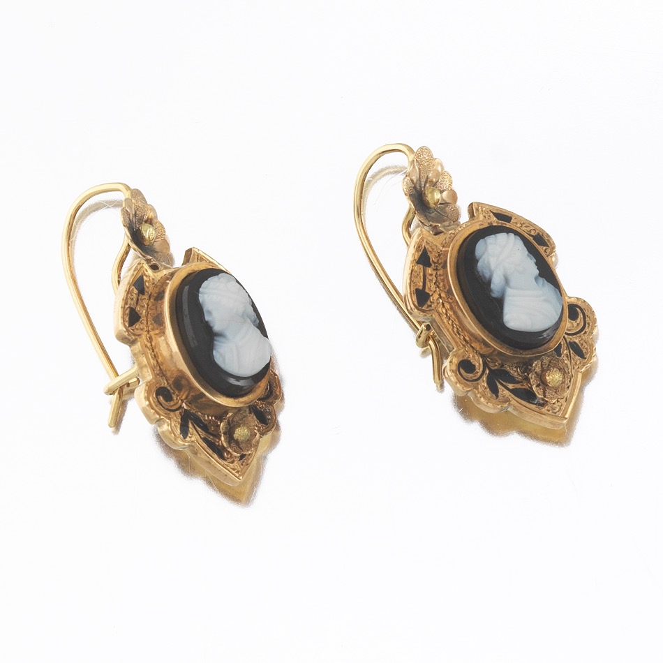 Victorian Gold and Carved Cameo Pendant Earrings - Image 3 of 5