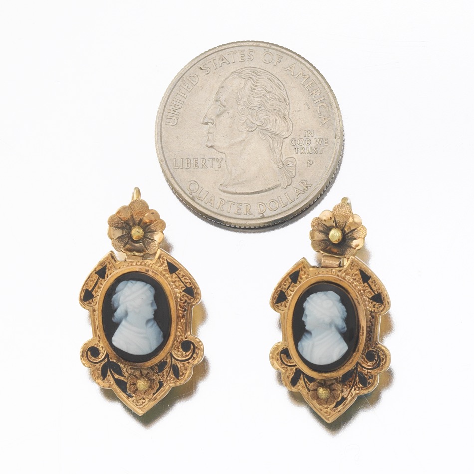 Victorian Gold and Carved Cameo Pendant Earrings - Image 2 of 5