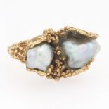 Ladies' Vintage Unique Gold and Baroque Pearl Floral Ring
