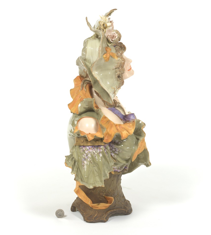 Ernst Wahliss Porcelain Bust Of Opulently Dressed Maiden - Image 2 of 6