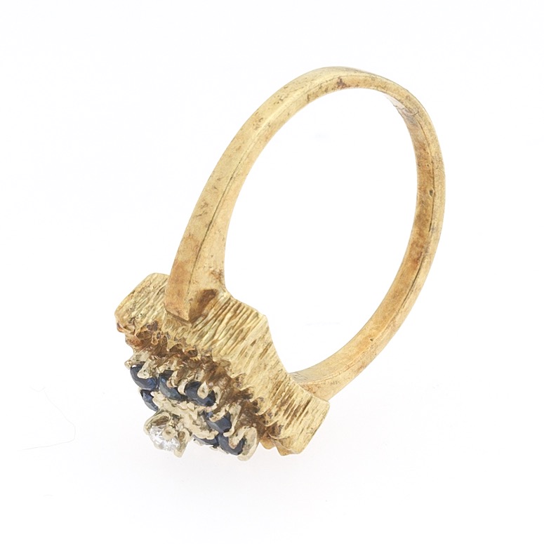 Ladies' Retro Gold, Blue Sapphire and Diamond Ring - Image 6 of 7