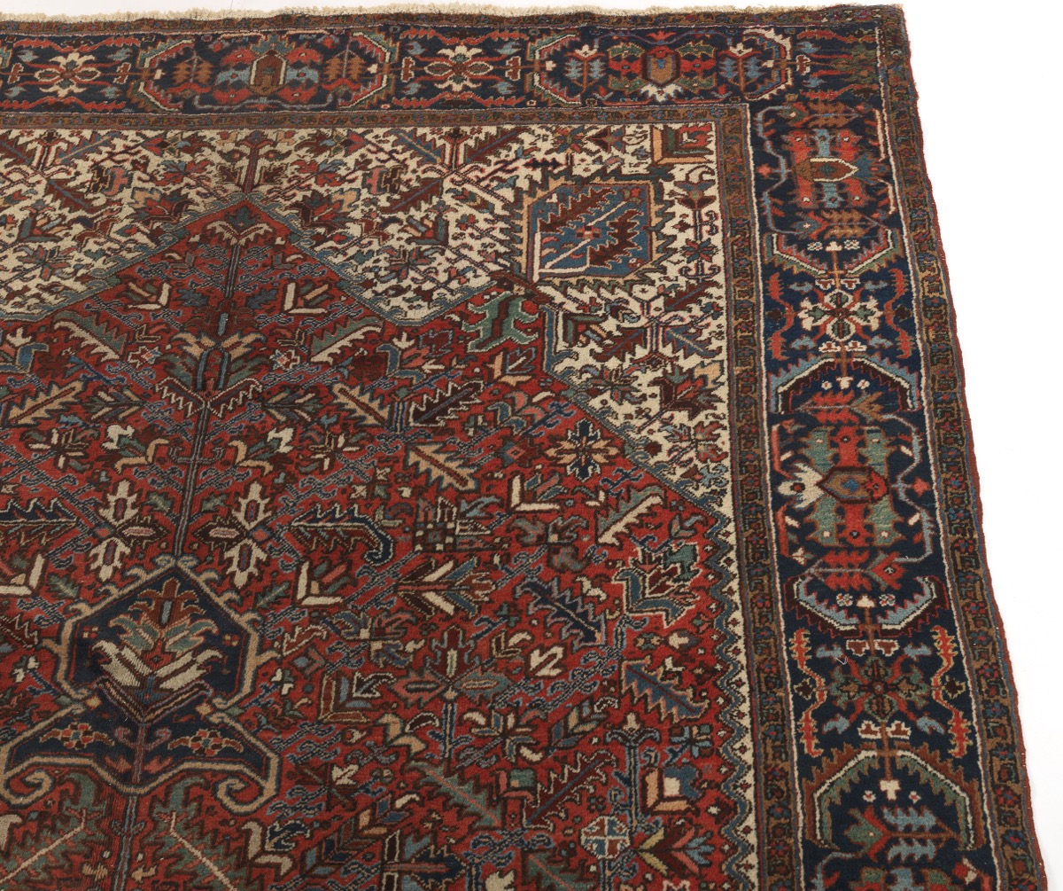 Very Fine Antique Hand Knotted Heriz Carpet, ca. 1930's - Image 4 of 6