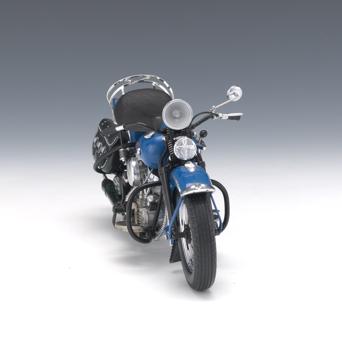 Harley-Davidson 1948 Panhead Motorcycle, Precision Model, Scale 1:10 - Image 3 of 7