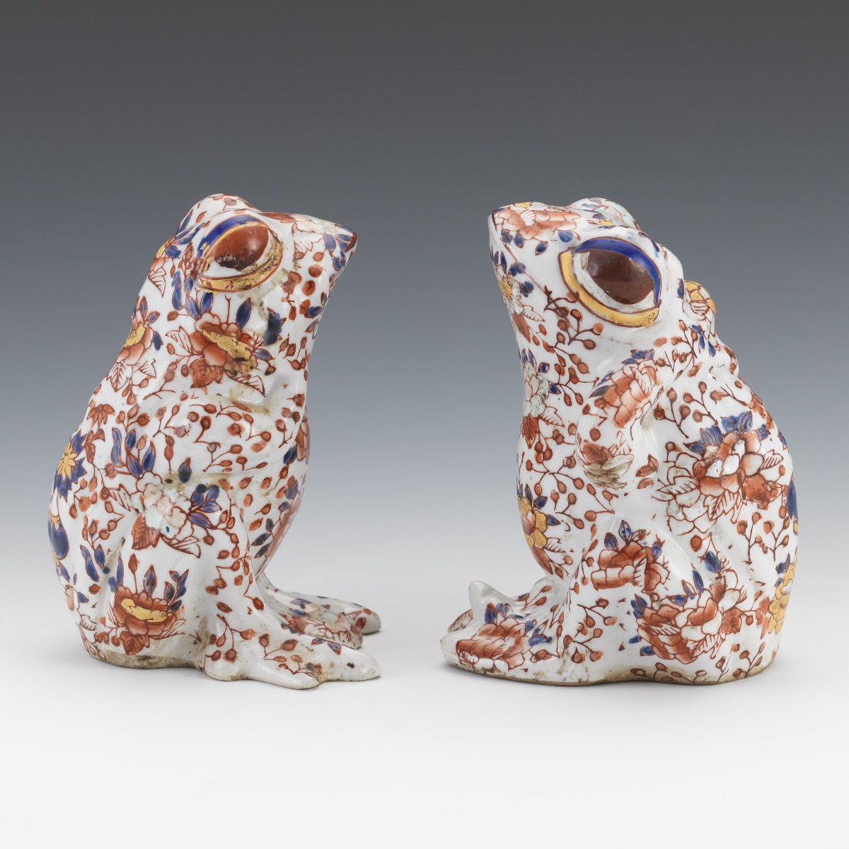 Two Japanese Porcelain Frogs, "Contemplation and Relaxation", by YaYou Zhen Cang - Image 5 of 7