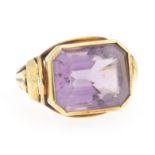 Ladies' Retro Gold and Amethyst Ring