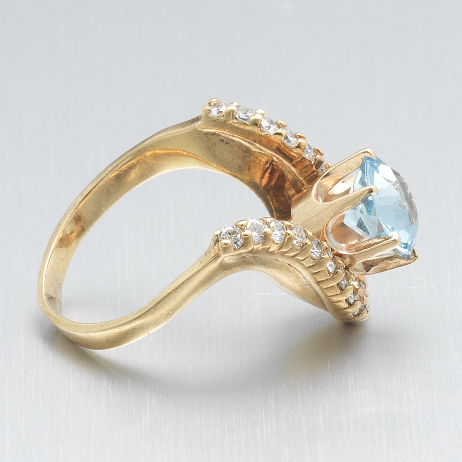 Ladies' Retro Gold, Blue Topaz and Diamond "Duchess" Ring - Image 6 of 7