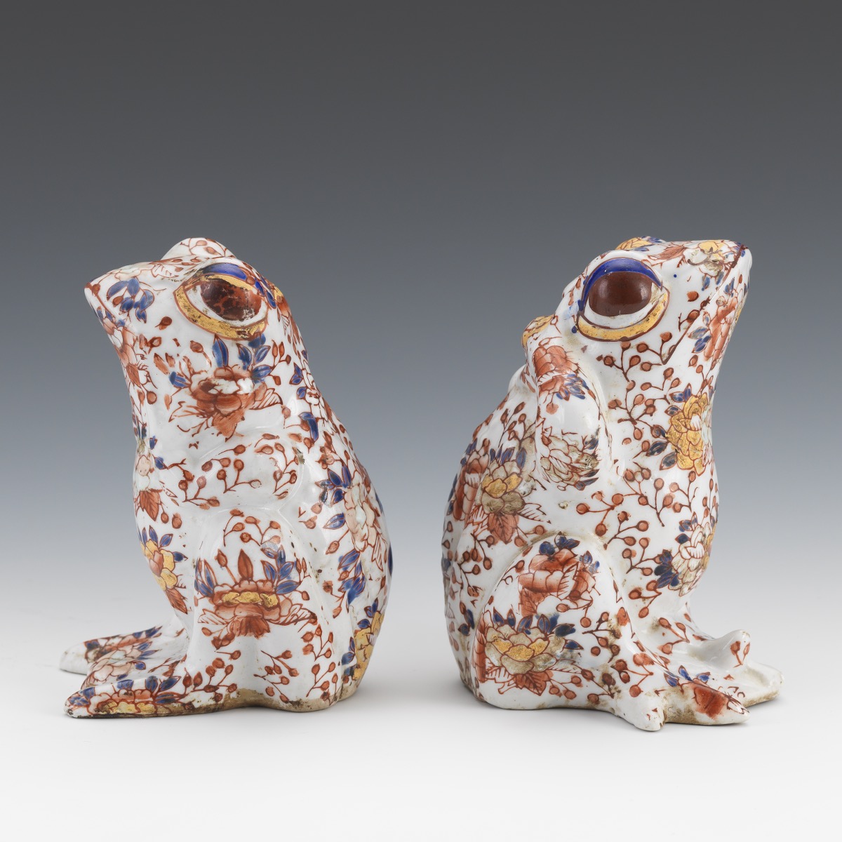 Two Japanese Porcelain Frogs, "Contemplation and Relaxation", by YaYou Zhen Cang - Image 3 of 7