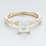 Ladies' Gold, 1.05 Ct Princess Cut Diamond Round Cut Diamond Ring