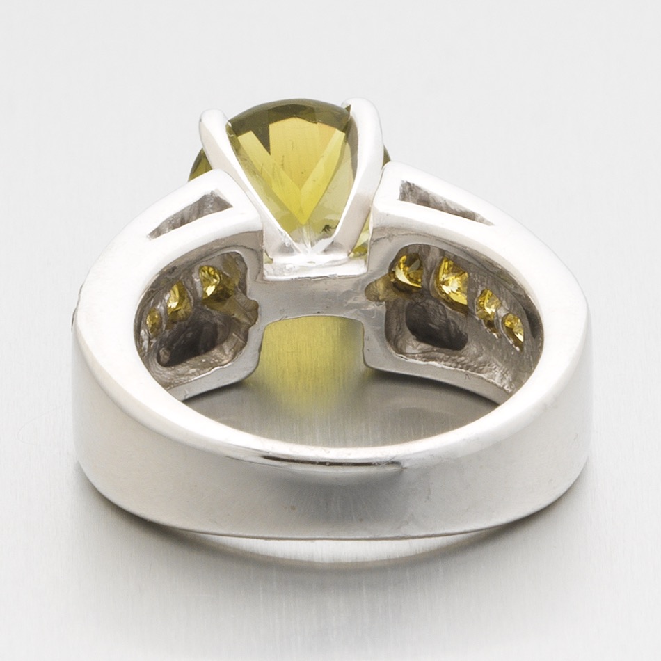 Ladies' Barkev's Gold, Peridot, Fancy Yellow Diamond and White Diamond Cocktail Ring - Image 5 of 8