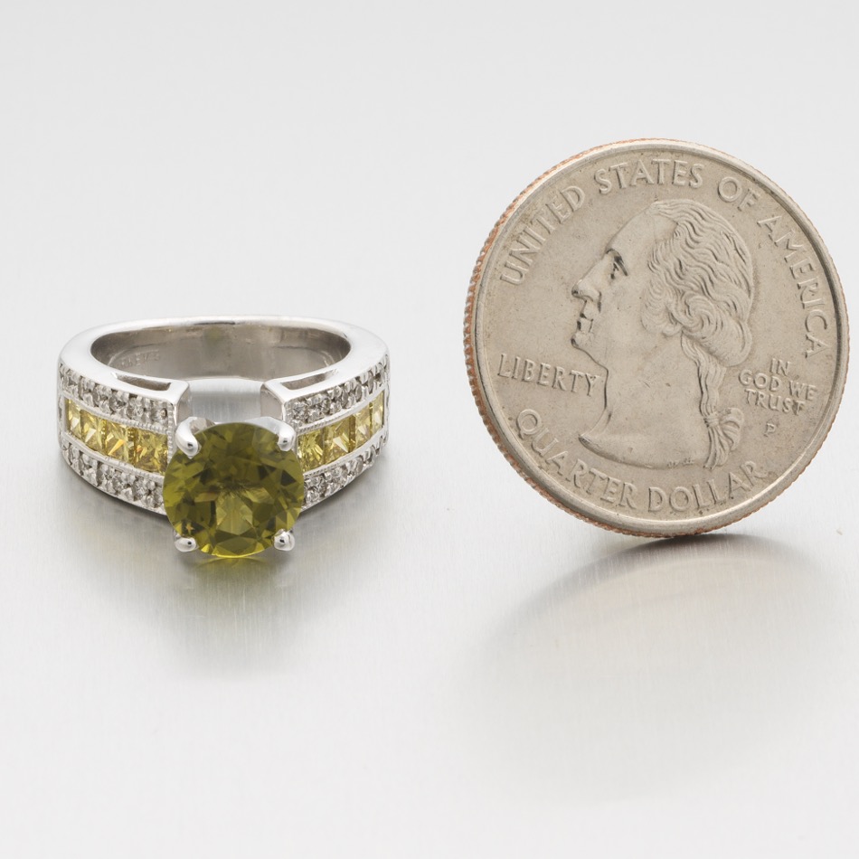 Ladies' Barkev's Gold, Peridot, Fancy Yellow Diamond and White Diamond Cocktail Ring - Image 2 of 8