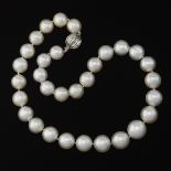 South Sea Pearl Necklace, AIG Report