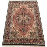 Very Fine Hand Knotted Heriz Serapi Carpet