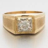 Gentlemen's Gold and Diamond Ring