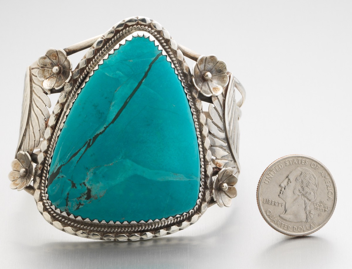 Navajo Sterling Silver and Turquoise Cuff Bracelet - Image 2 of 8