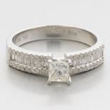 Ladies' Diamond Ring