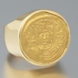 Gentlemen's Byzantine Pure 999 Gold Solidus Emperor Maurice Tiberius (AD 582-602) in 18k Ring