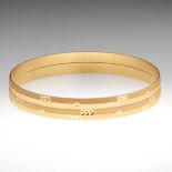 Ladies' High Carat Gold Pair of Bangles