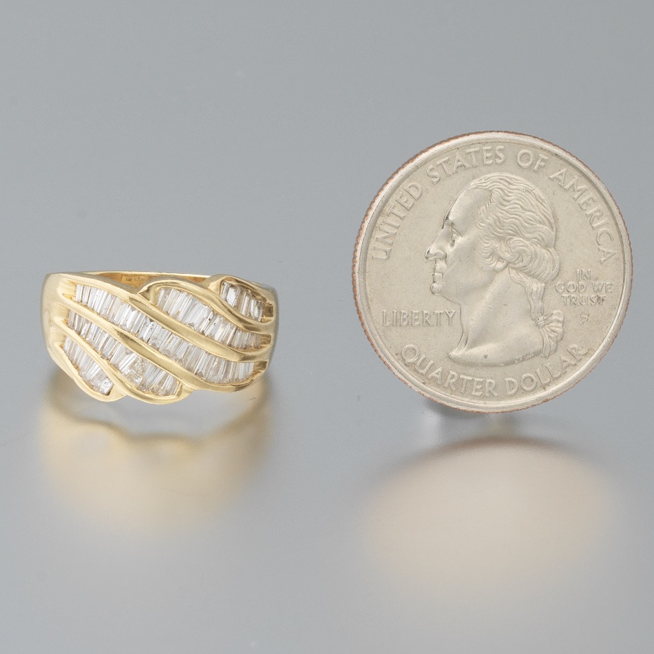 Ladies' Gold and Diamond Scroll Ring - Image 2 of 6
