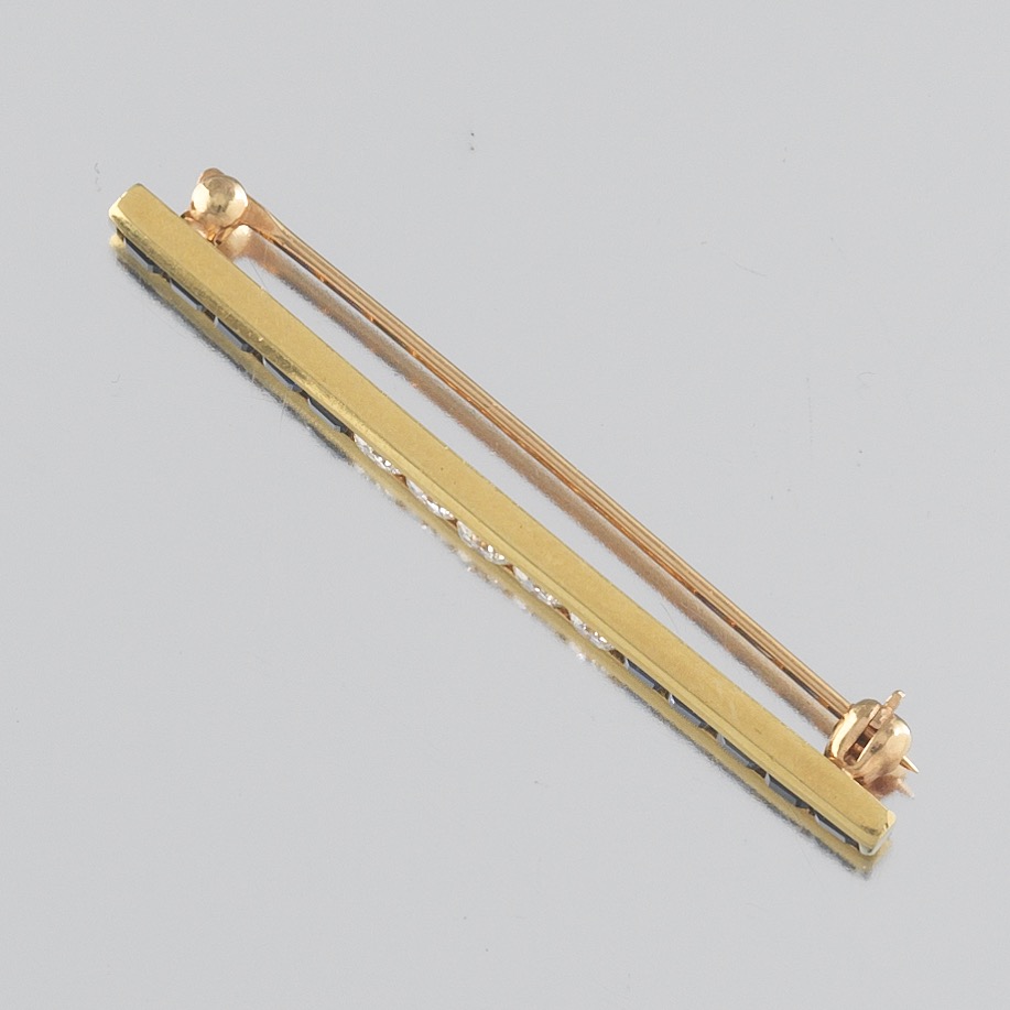 Sapphire and Diamond Bar Brooch - Image 4 of 7