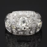Art Deco 1.37 ct Diamond Center Platinum Ring