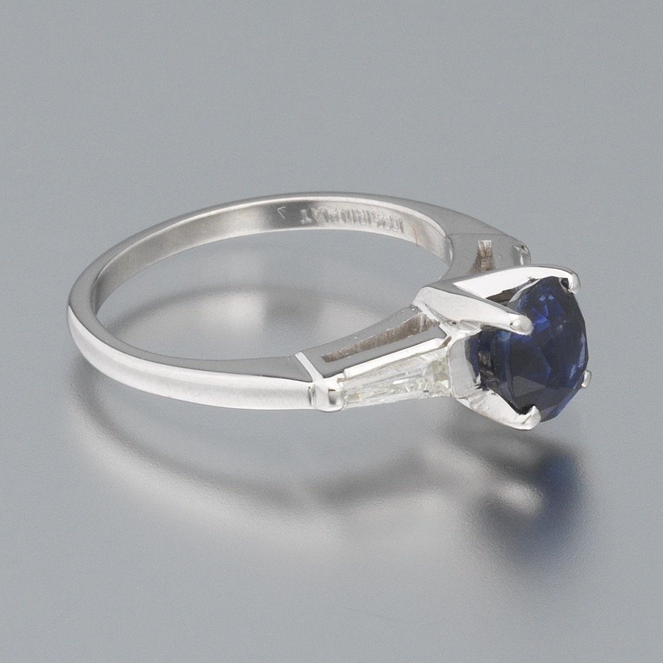 Ladies' Platinum, Blue Sapphire and Diamond Ring - Image 5 of 6