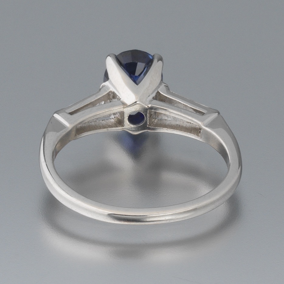 Ladies' Platinum, Blue Sapphire and Diamond Ring - Image 4 of 6