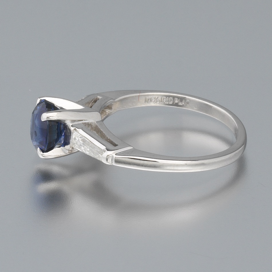 Ladies' Platinum, Blue Sapphire and Diamond Ring - Image 6 of 6