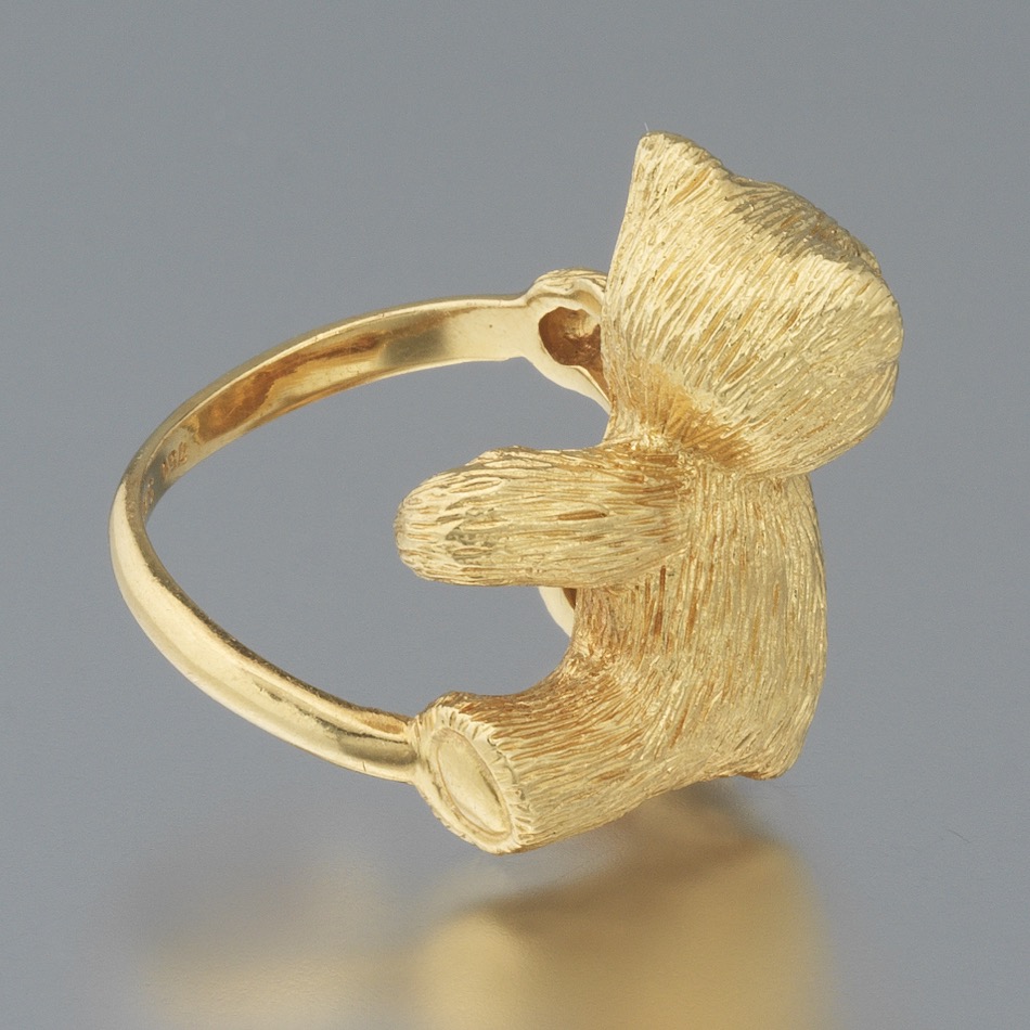 Ladies' Gold and Blue Sapphire Teddy Bear Ring - Image 4 of 8