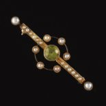 Ladies' Edwardian Gold, Peridot and Seed Pearl Pin/Brooch