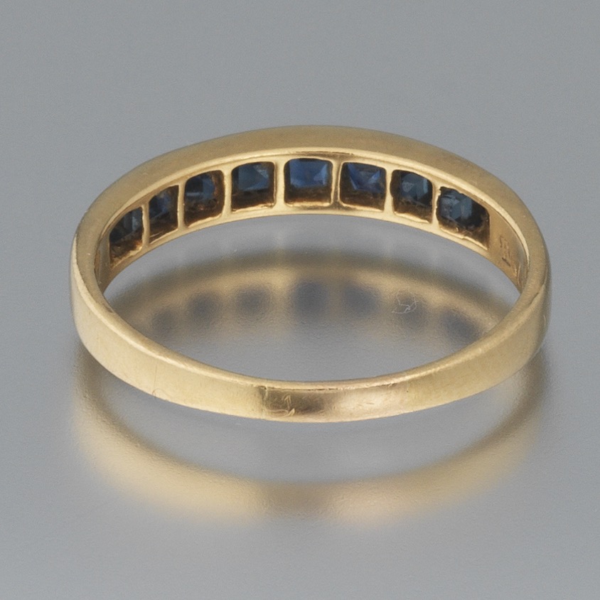 Ladies' Gold and Blue Sapphire Band - Image 4 of 6