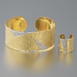 Italian Uno a Erre 18k Gold and Diamond Cuff Bracelet and Matching Ring