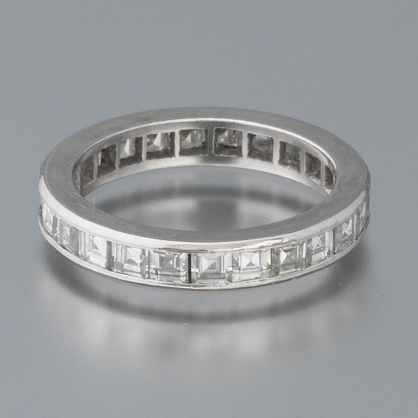 Ladies Platinum Diamond Eternity band - Image 3 of 7