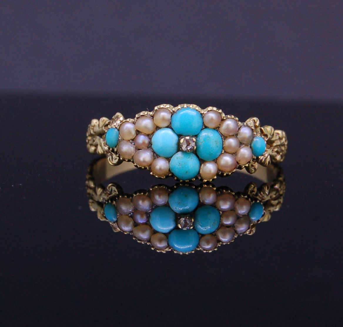 ANTIQUE TURQOISE AND PEARL RING