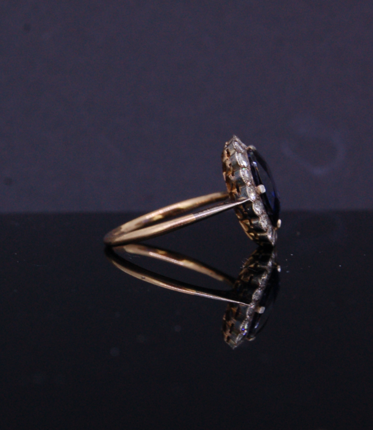 SAPPHIRE DIAMOND CLUSTER RING - Image 3 of 3