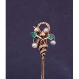 ANTIQUE EMERLD AND PEARL SNAKE STICKPIN