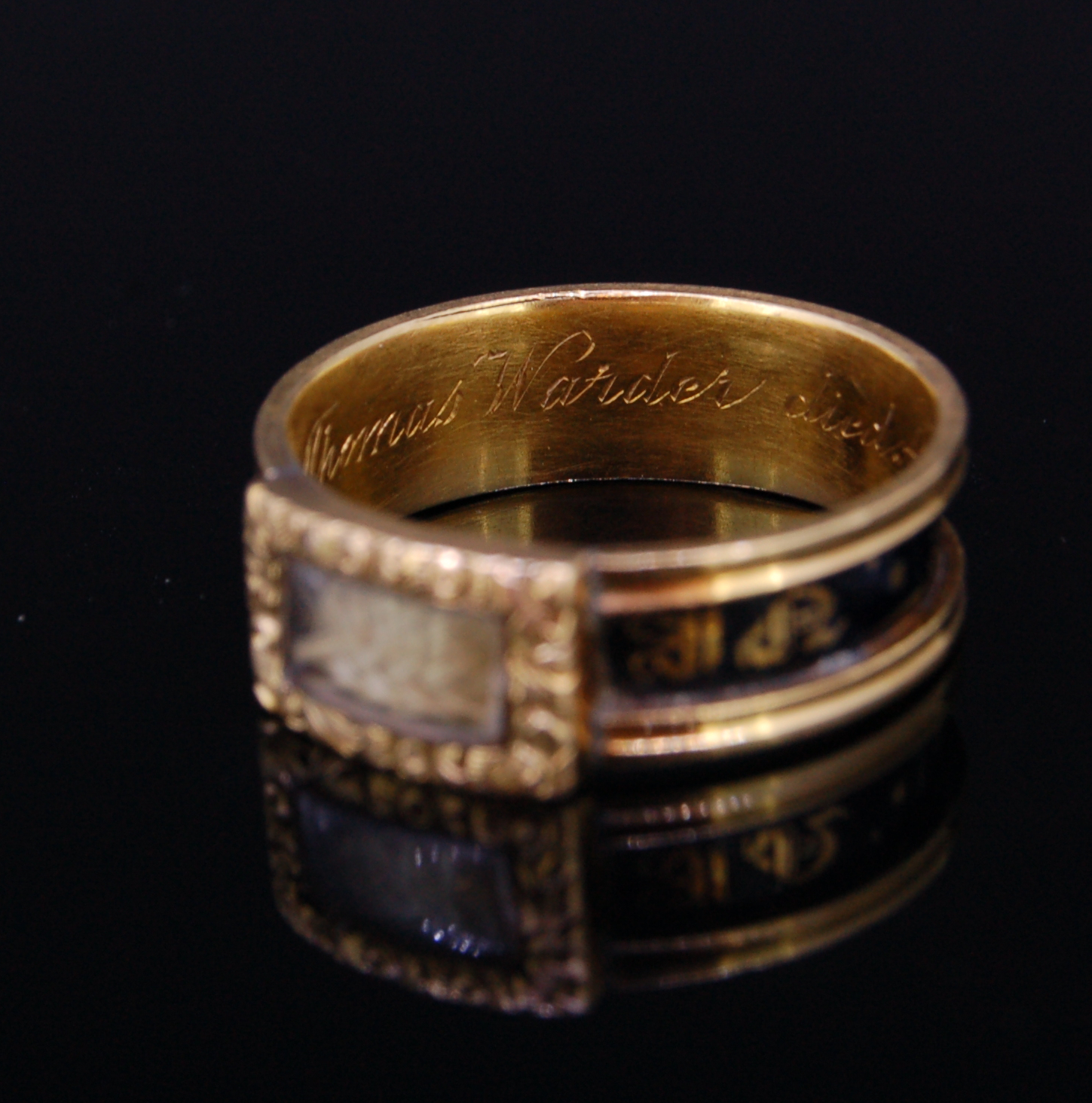 ANTIQUE ENAMEL MOURNING RING - Image 6 of 9