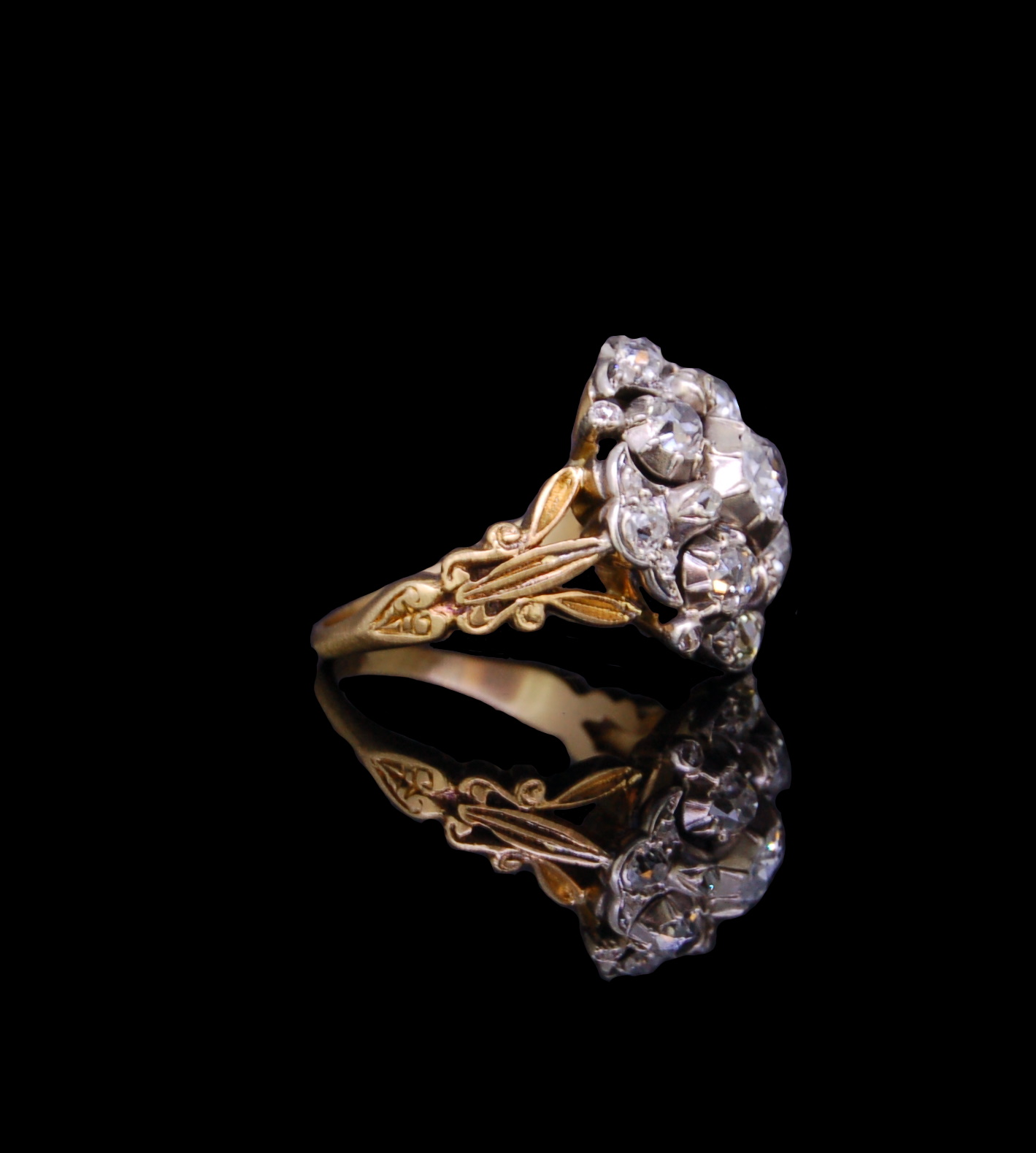 GEORGIAN DIAMOND CLUSTER RING - Image 3 of 3