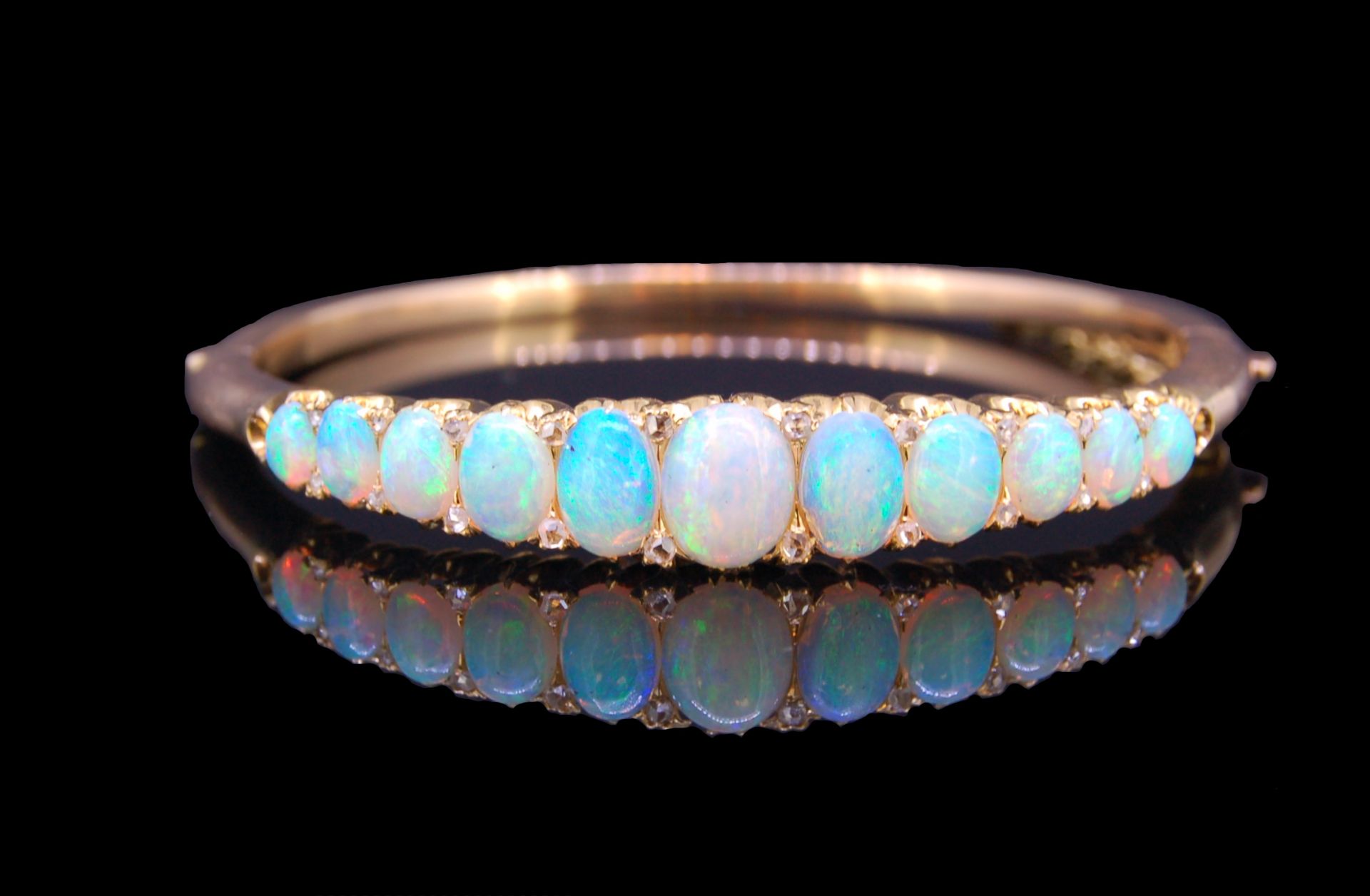 OPAL BANGLE