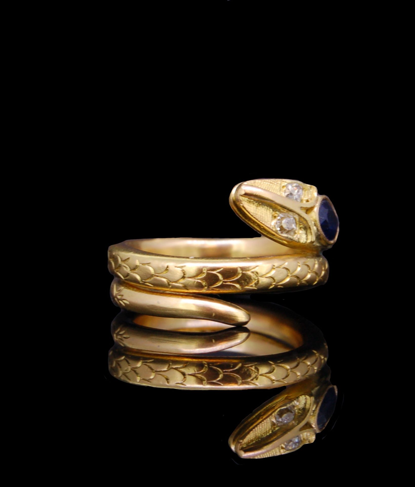 ANTIQUE SAPHIRE AND DIAMOND SNAKE RING - Bild 2 aus 3