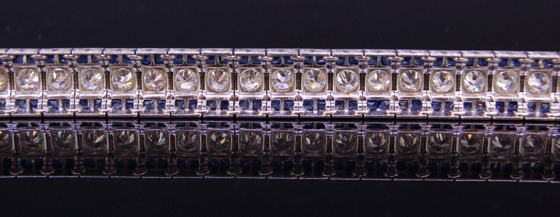 ART-DECO SAPPHIRE AND DIAMOND BRACELET - Image 3 of 5